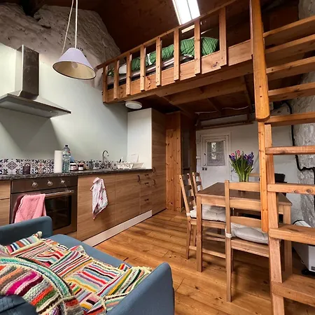 فندق مبيت وإفطار The Door توماستاون