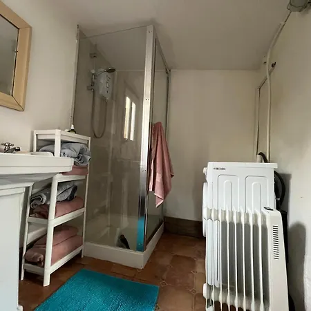 فندق مبيت وإفطار The Door توماستاون