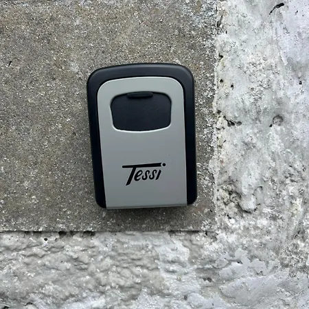 The Door * Thomastown (Kilkenny)